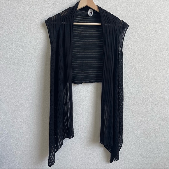 MI & RENA Vintage Black Semi Sheer Stripe Short Sleeve Drape Crop Cardigan Top - Picture 4 of 13